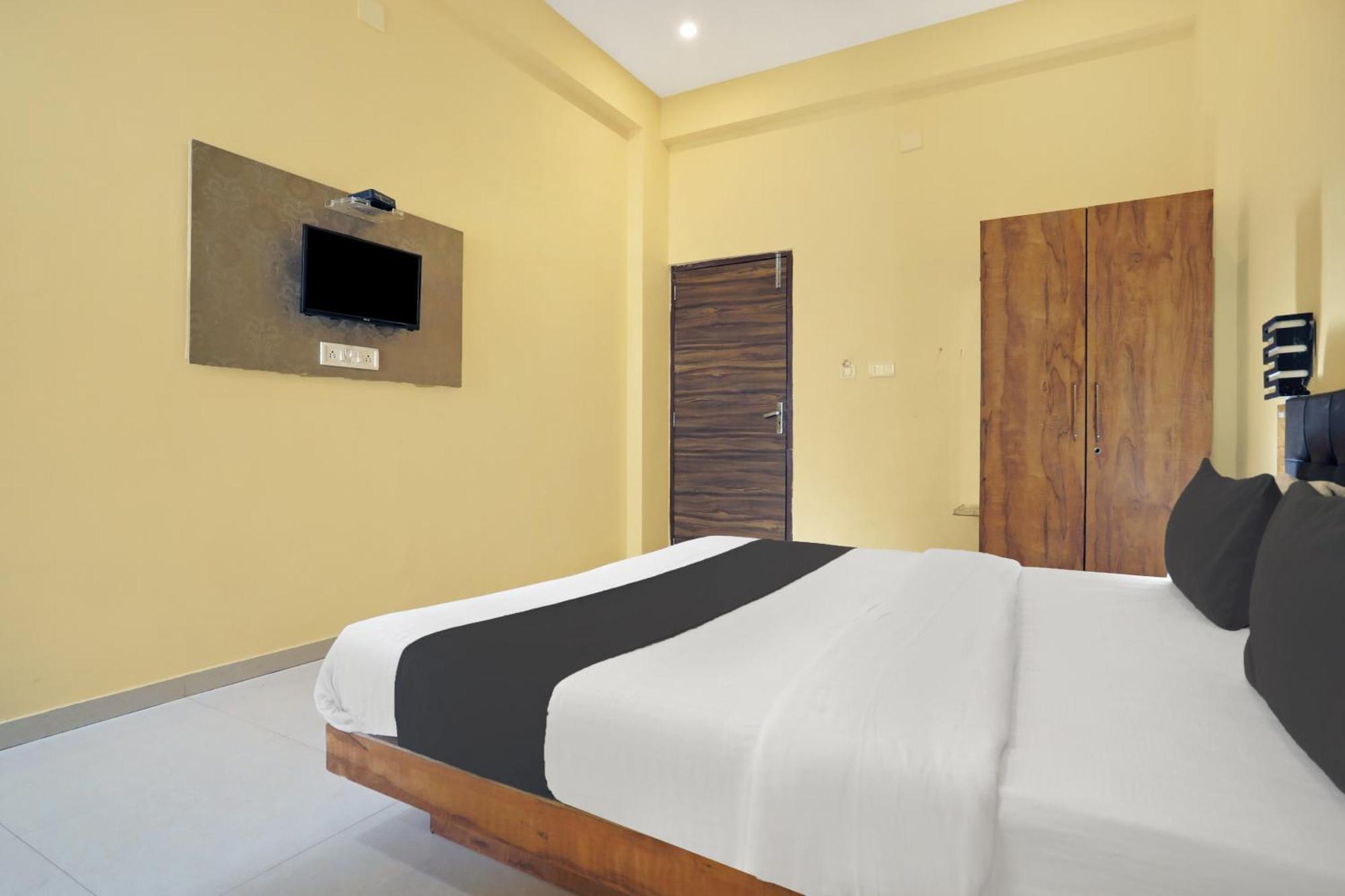 Collection O Amet Garh Hotel Udaipur Exterior photo